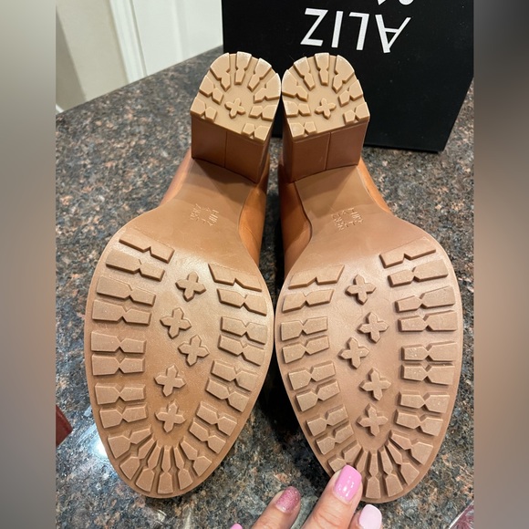 Naturalized Callie-Moc women’s shoes - Picture 3 of 6